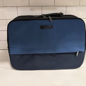 Rovingwork Roamer Travel Laptop Carryon Case Bag